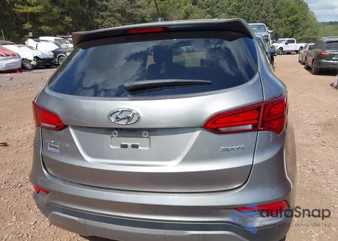2018 Hyundai Santa Fe Sport 2.4L z USA, uszkodzony, nr VIN 5XYZT3LB2JG532410